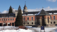 sychrov zima archivní foto